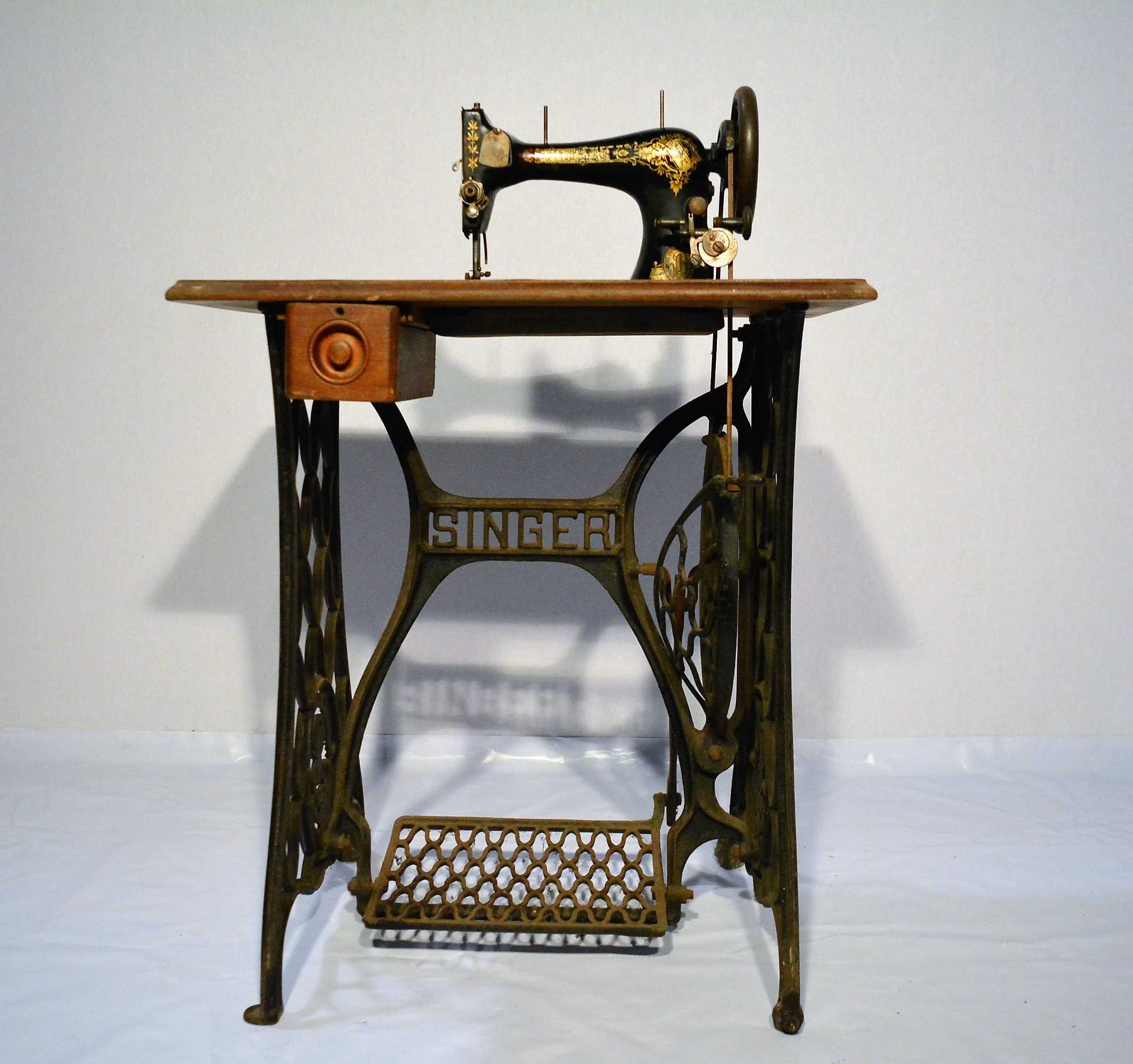 MAQUINA DE COSER SINGER 1906