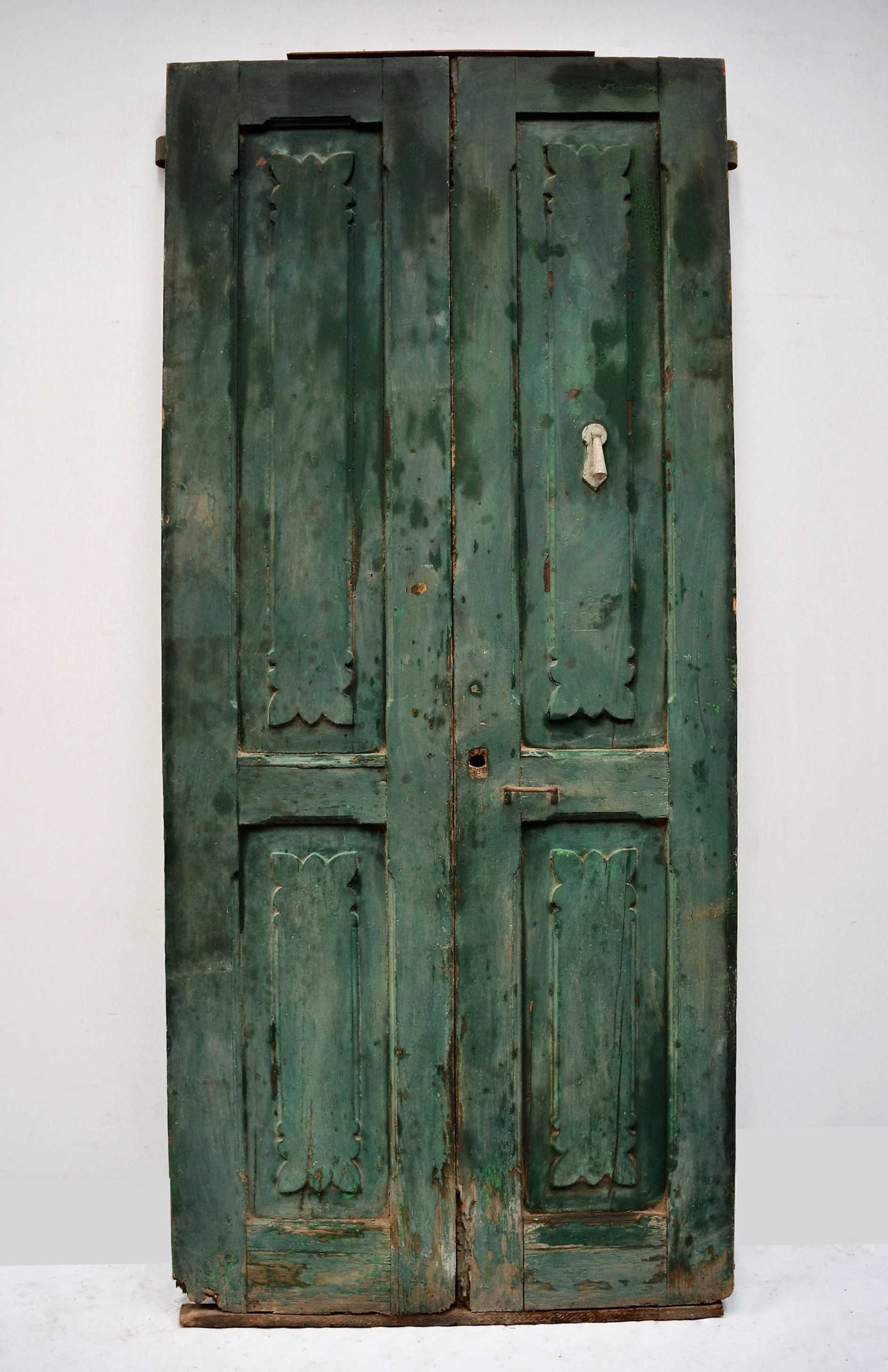 PUERTA DE MADERA DOBLE VERDE