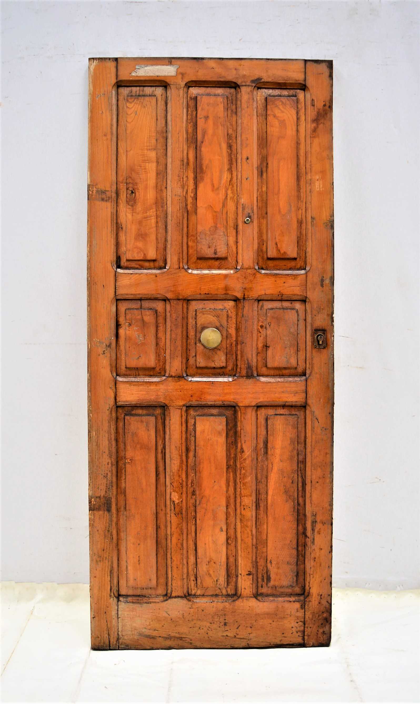 PUERTA DE MADERA