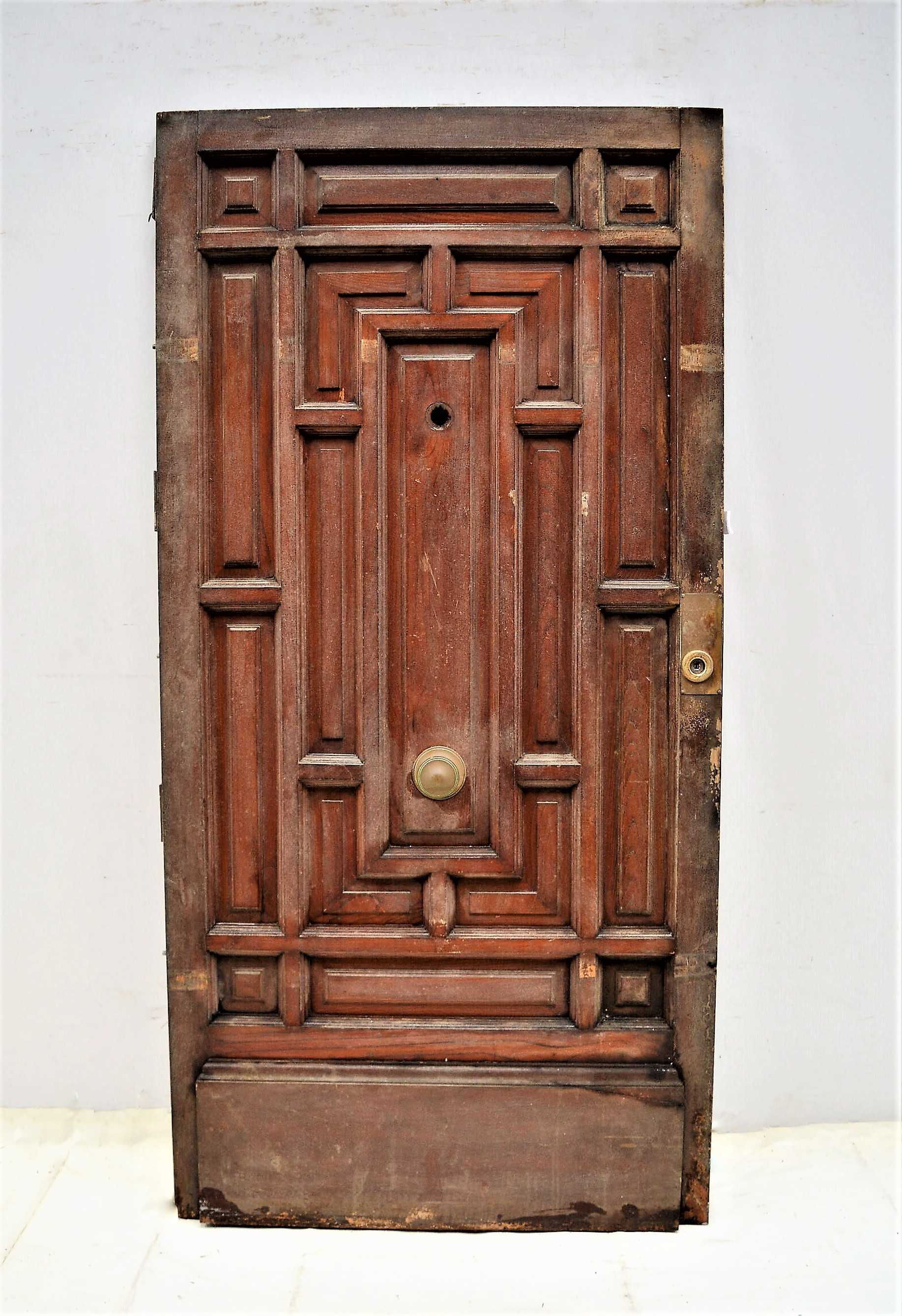 PUERTA DE MADERA