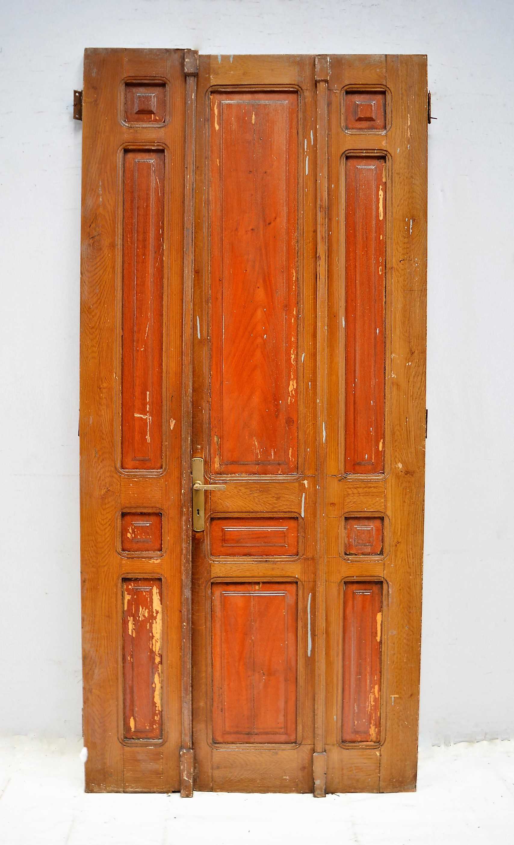 PUERTA DE MADERA DOBLE