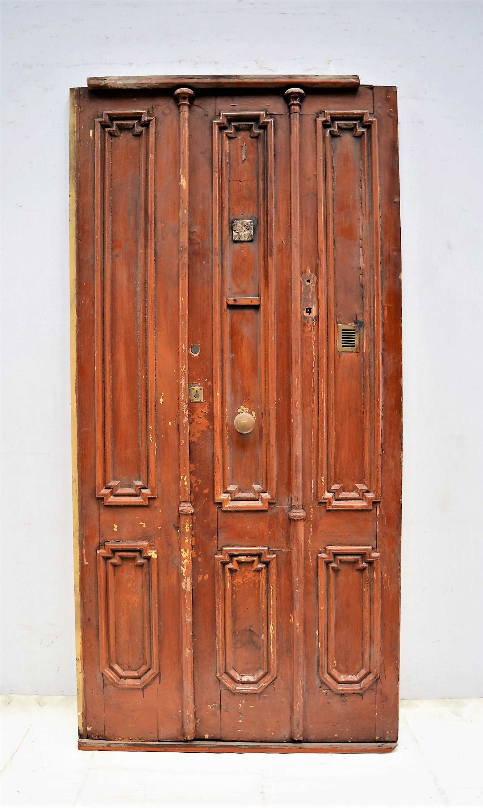 PUERTA DE MADERA DOBLE