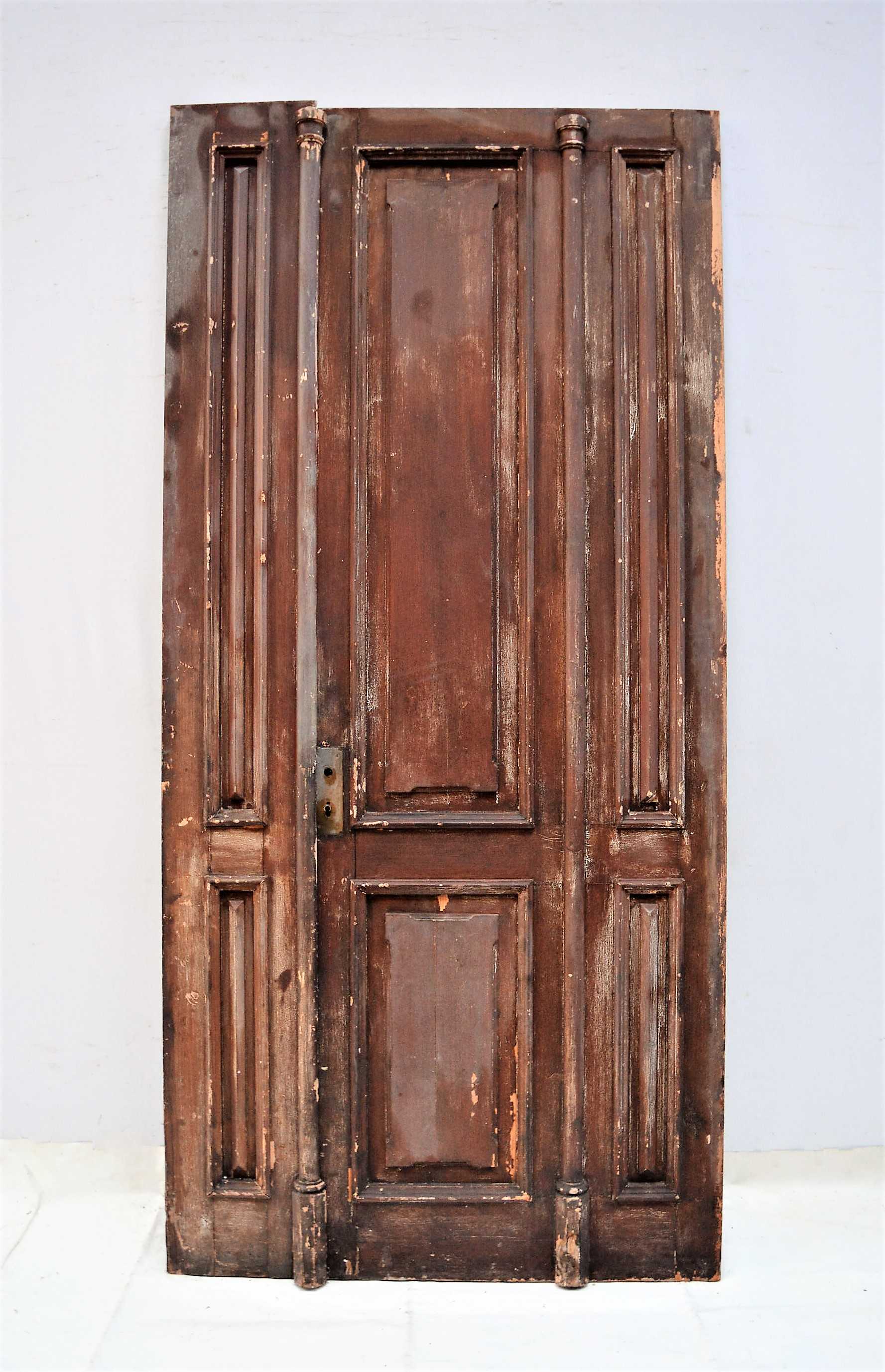 PUERTA DE MADERA DOBLE