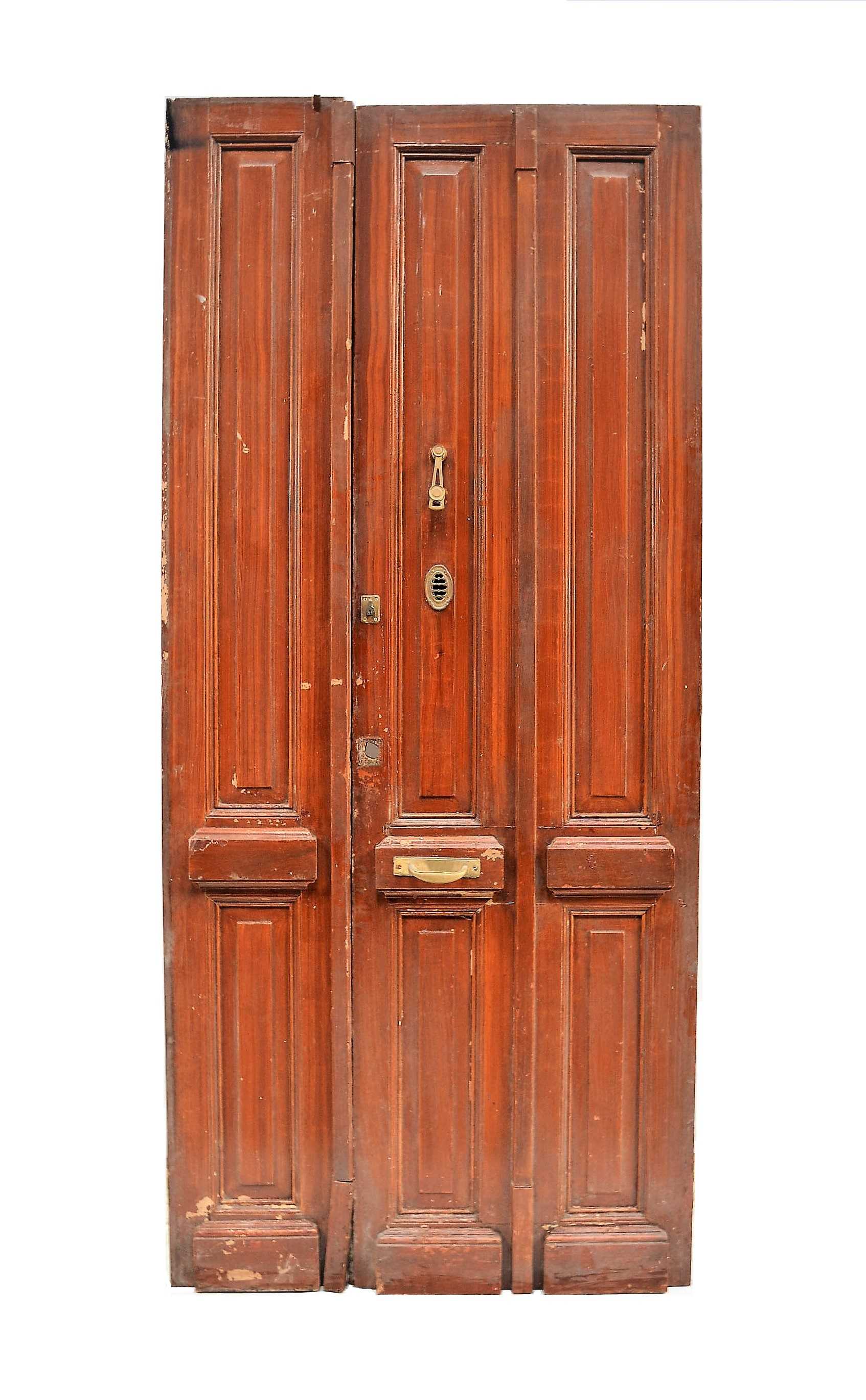 PUERTA DE MADERA DOBLE