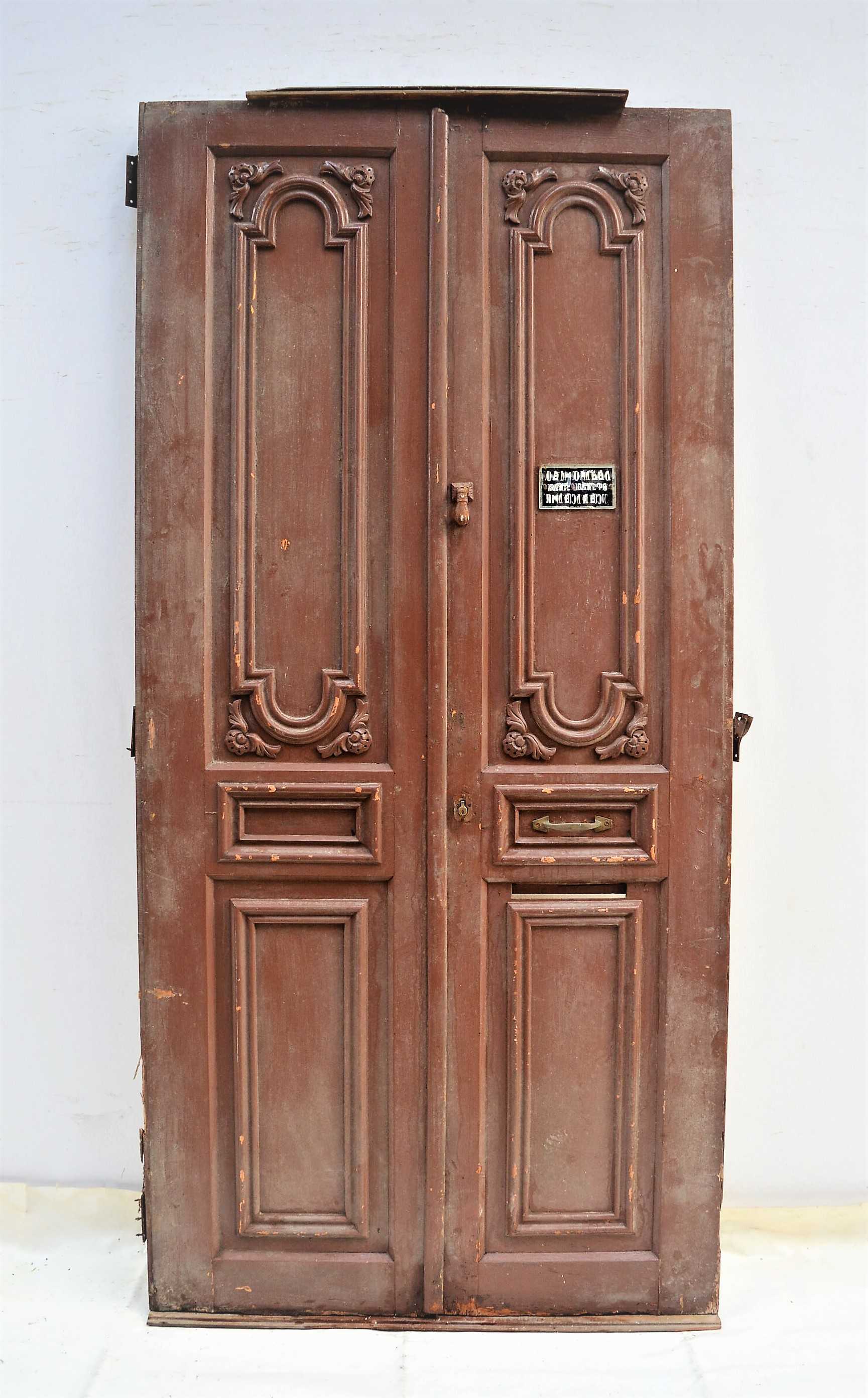 PUERTA DE MADERA DOBLE