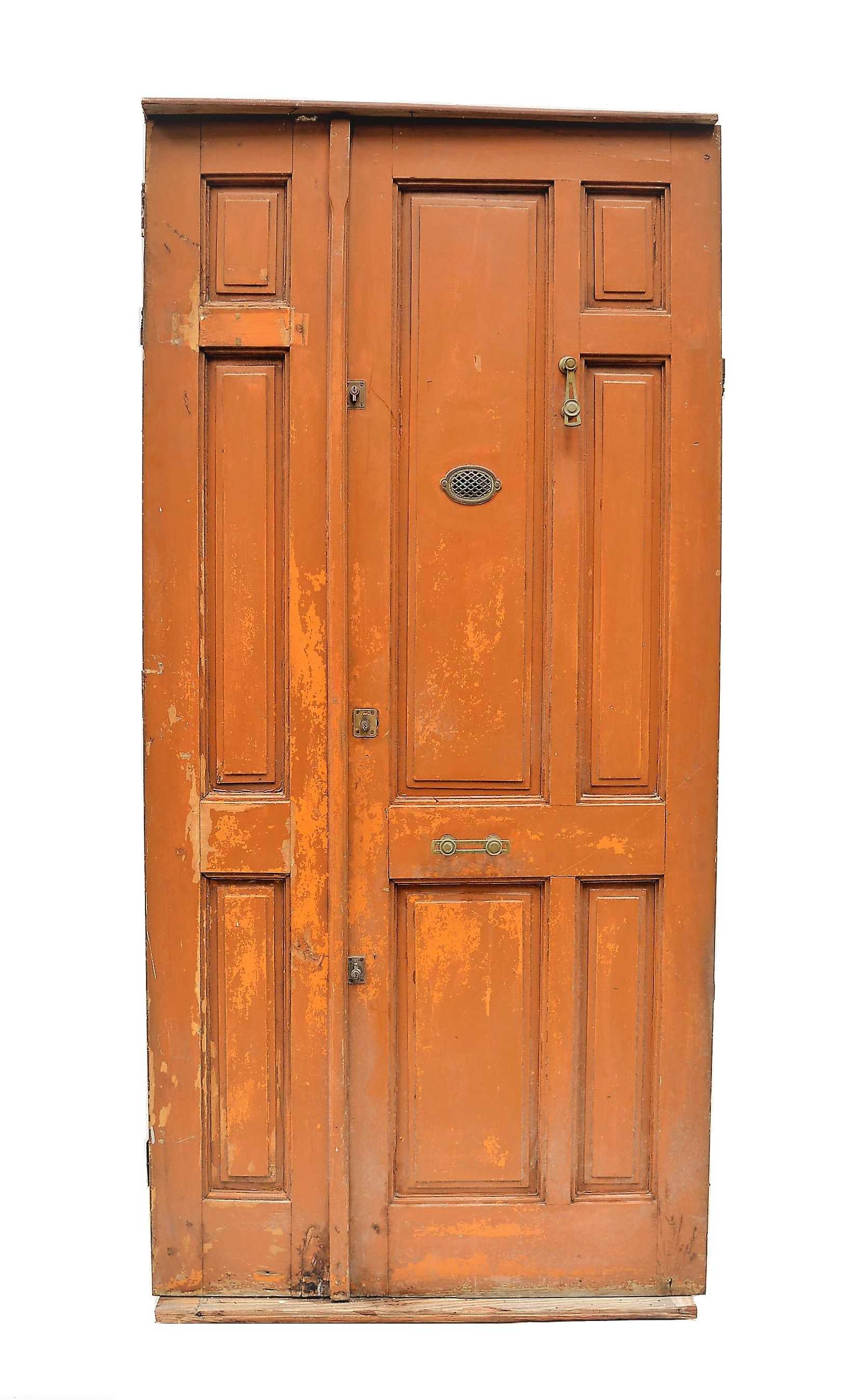 PUERTA DE MADERA DOBLE