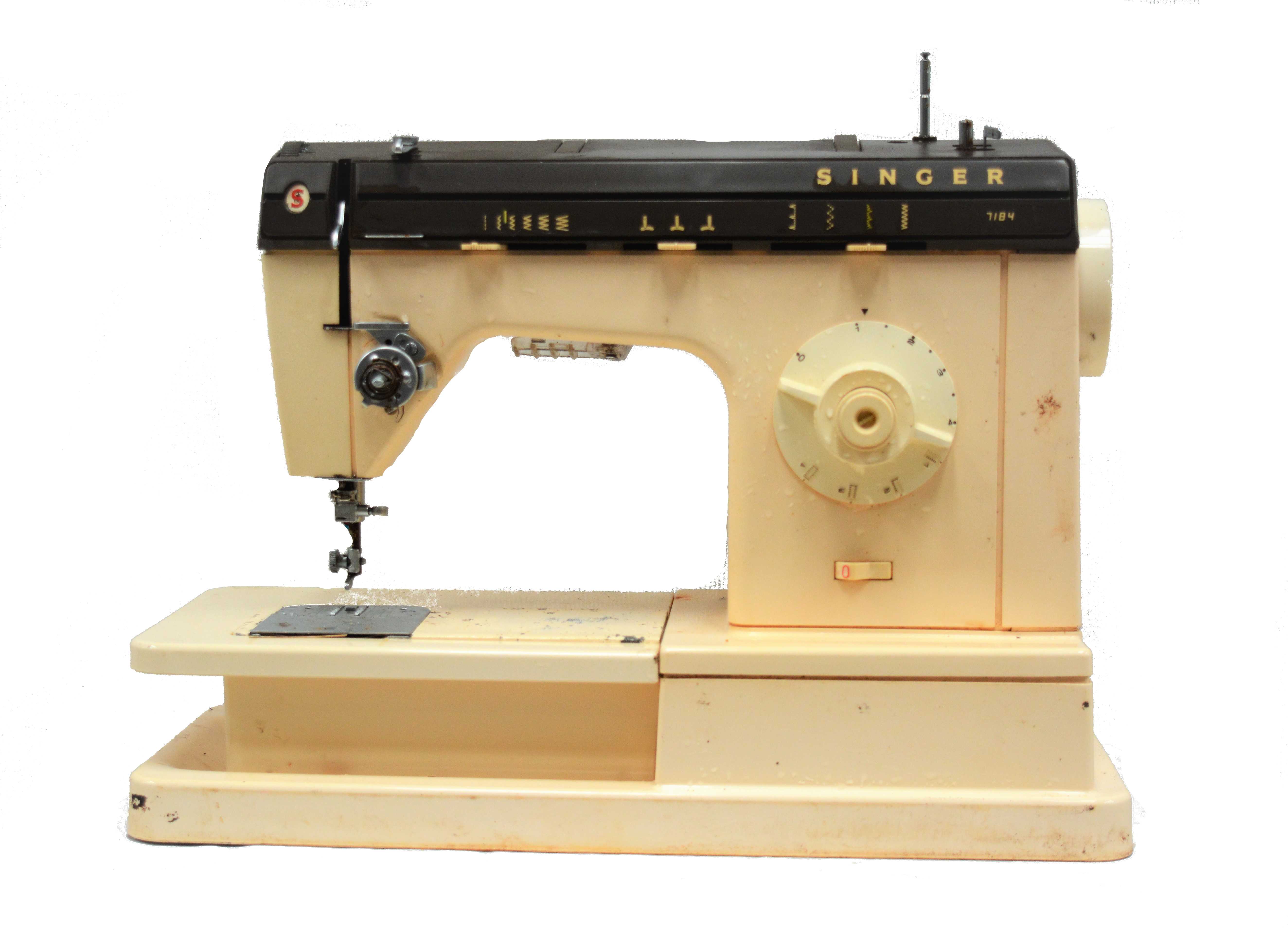 MAQUINA DE COSER SINGER